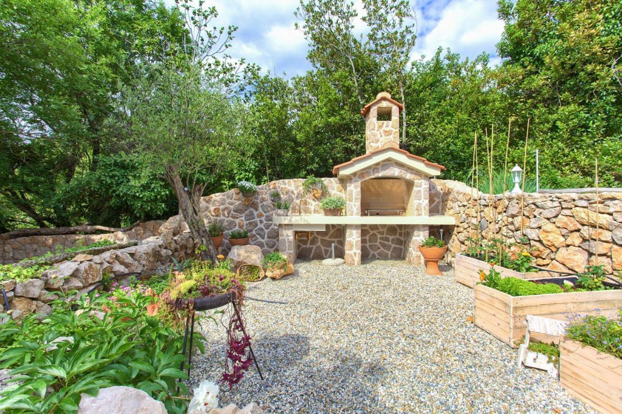 Čižići White Cottage Heritage House מראה חיצוני תמונה